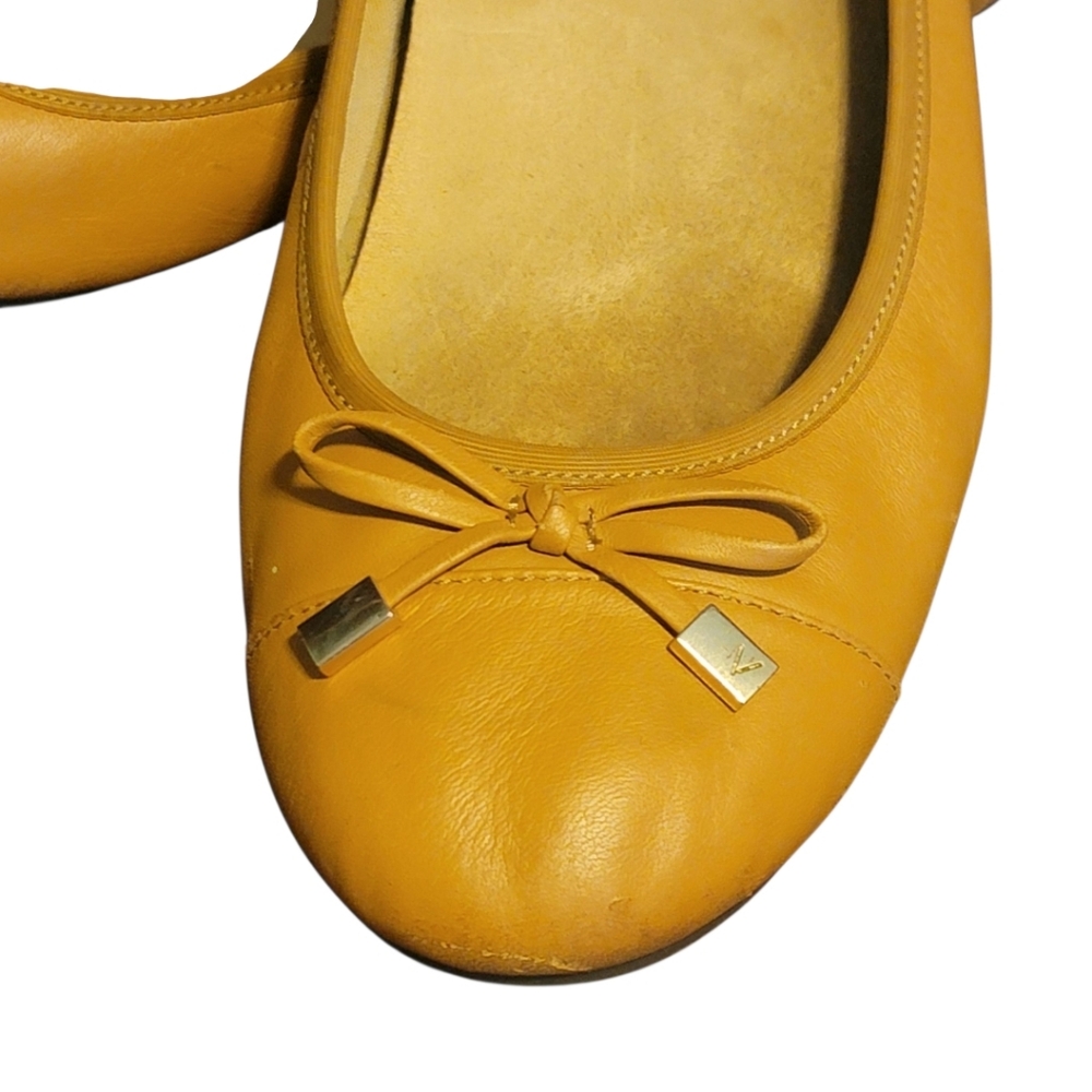 Vionic Tan Flats - Picture 6 of 11